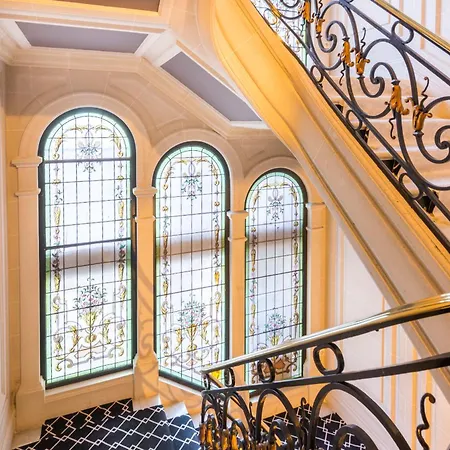 Luxurious Eiffel Tower Flandrin Muette Ac