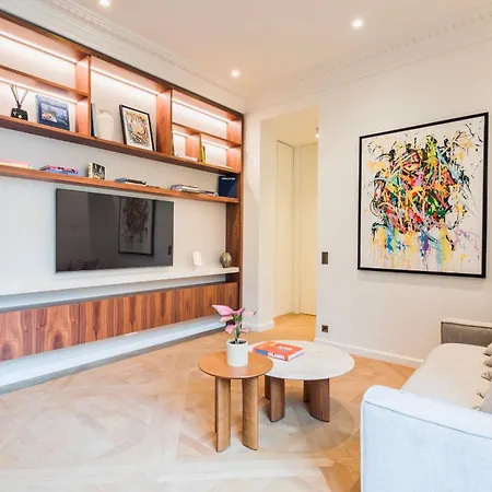 Luxurious Eiffel Tower Flandrin Muette Ac *