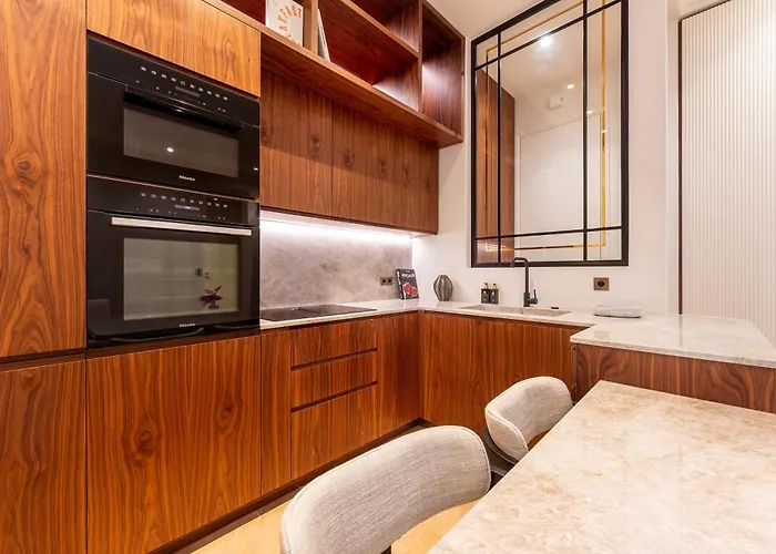 아파트 Luxurious Eiffel Tower Flandrin Muette Ac 파리