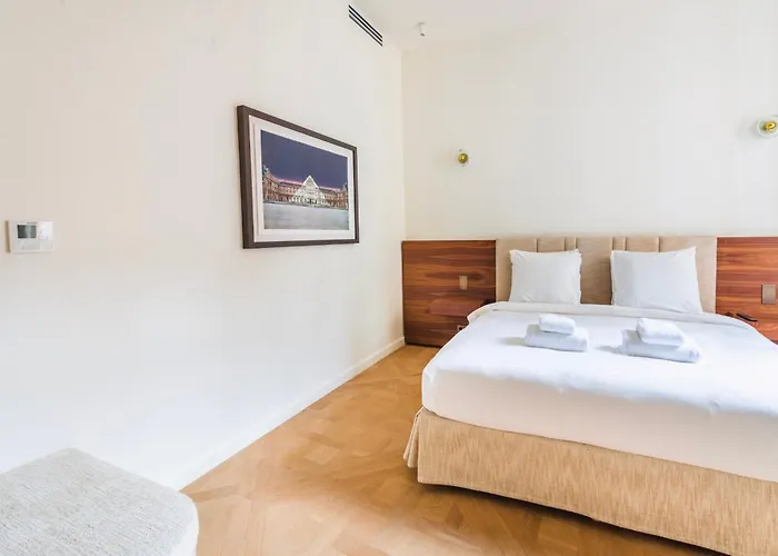 Luxurious Eiffel Tower Flandrin Muette Ac *