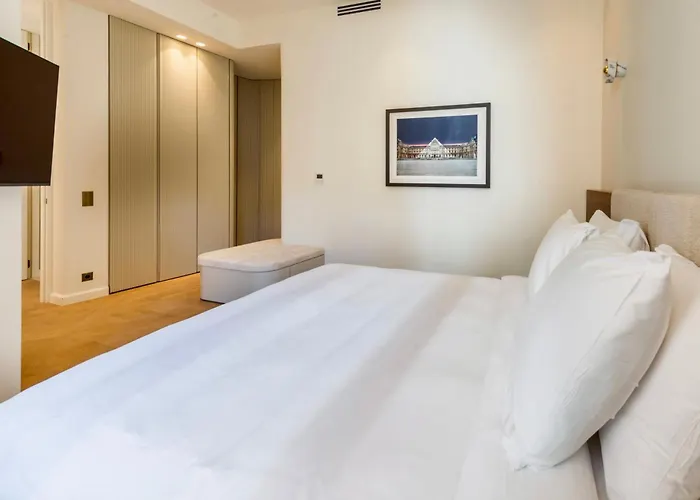 Luxurious Eiffel Tower Flandrin Muette Ac * 파리